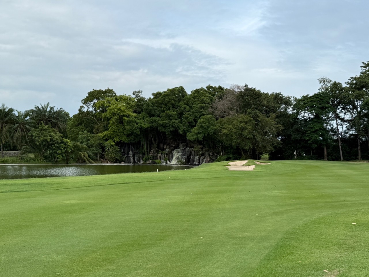 4b4935e2837448611dfbc2b0d5723352_1761121