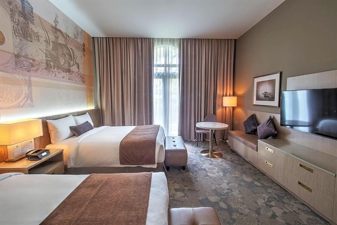 4b4935e2837448611dfbc2b0d5723352_1761122