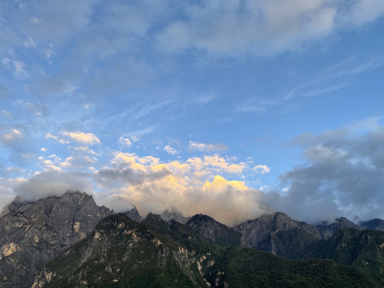 cc83af4642a3558e8da8383f165da937_1763626017_6414.jpg cc83af4642a3558e8da8383f165da937_1763626